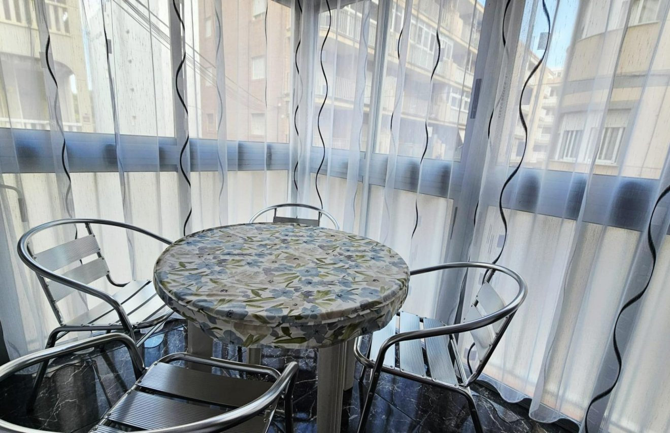 Resale - Piso - Torrevieja - Acequion