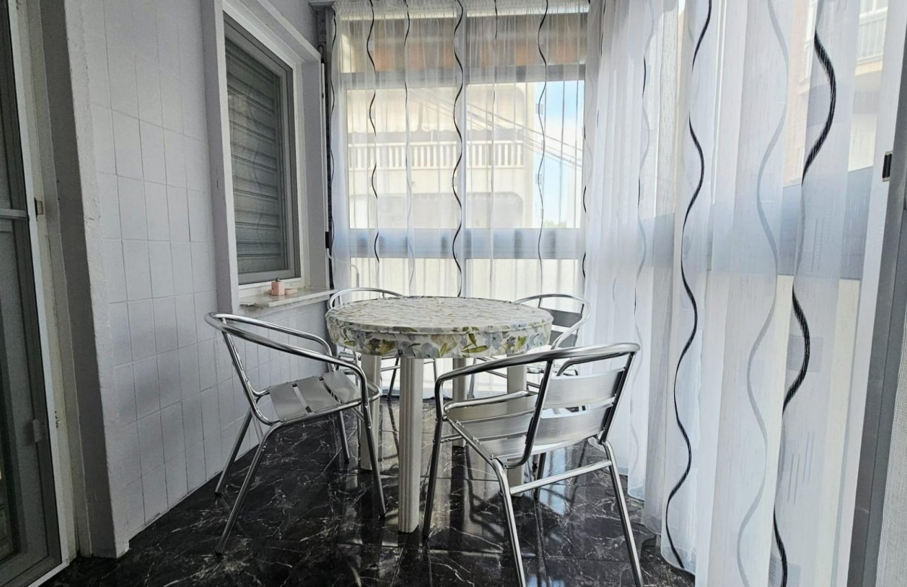 Resale - Piso - Torrevieja - Acequion