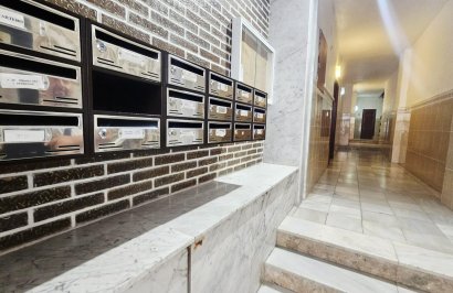 Resale - Piso - Torrevieja - Acequion