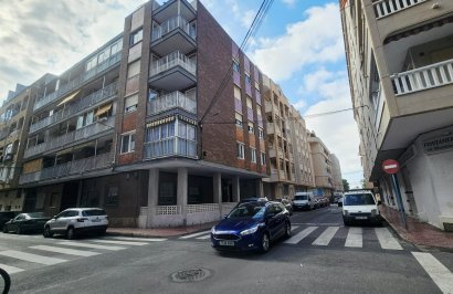 Resale - Piso - Torrevieja - Acequion