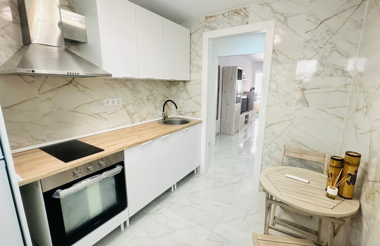 Reventa - Apartamento - Torrevieja - Playa del Cura