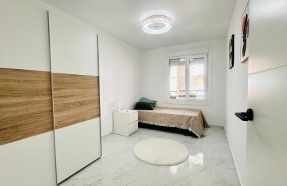 Reventa - Apartamento - Torrevieja - Playa del Cura