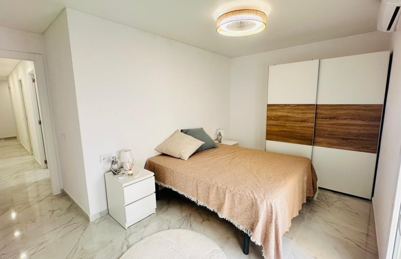 Reventa - Apartamento - Torrevieja - Playa del Cura