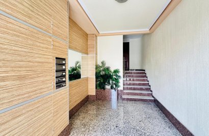 Reventa - Apartamento - Torrevieja - Centro