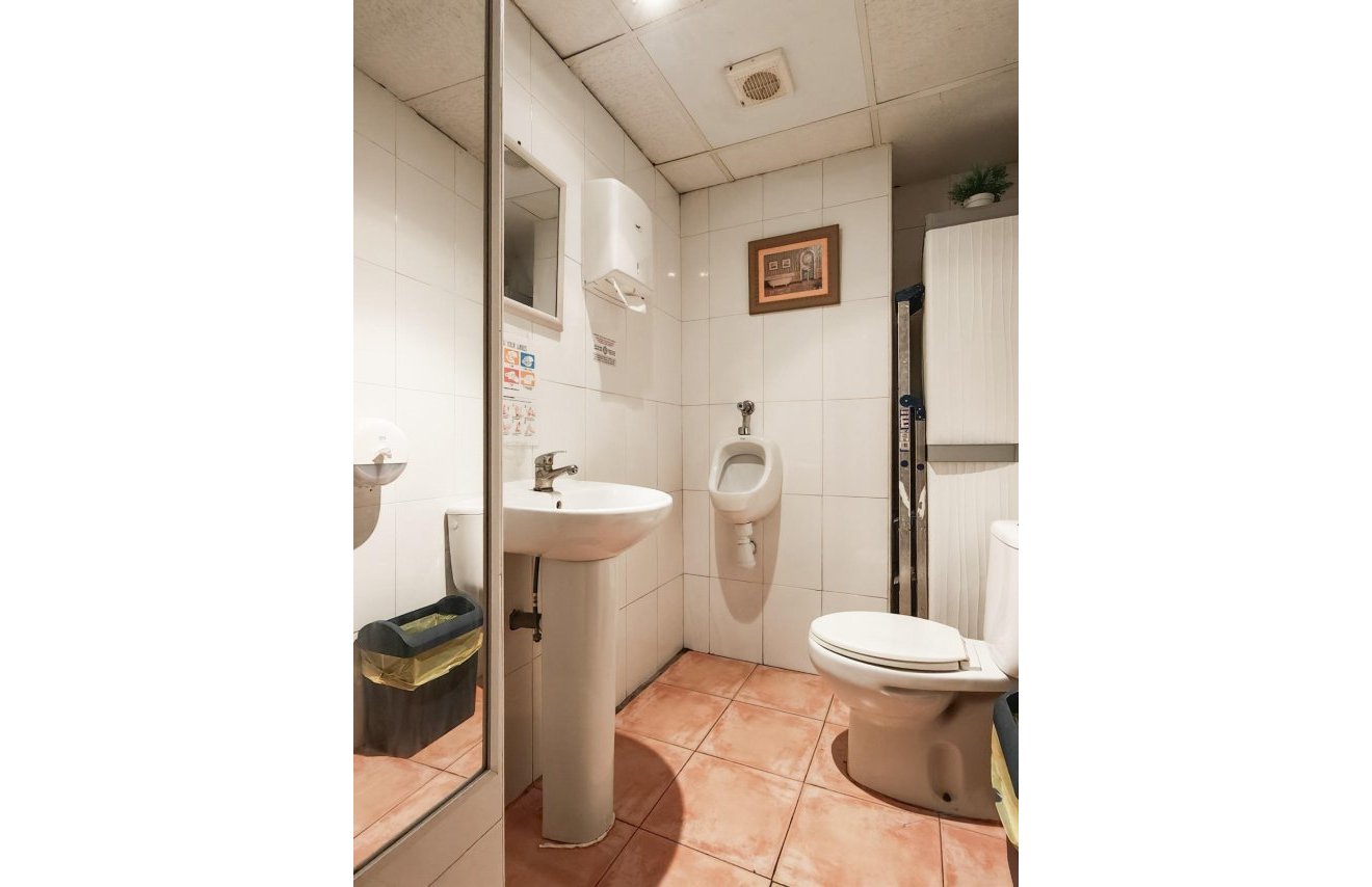 Revente - Negocio - Torrevieja - Estacion de autobuses