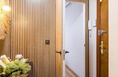 Resale - Apartamento - Torrevieja - Acequion