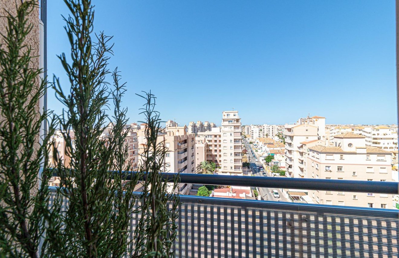 Resale - Ático Dúplex - Torrevieja - Nueva Torrevieja