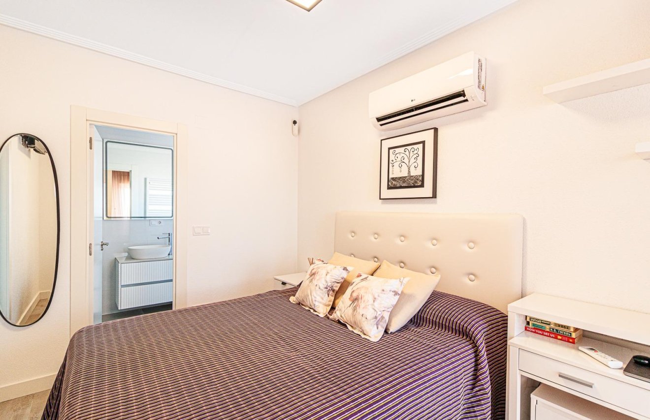 Resale - Ático Dúplex - Torrevieja - Nueva Torrevieja