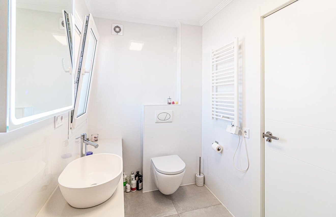 Resale - Ático Dúplex - Torrevieja - Nueva Torrevieja