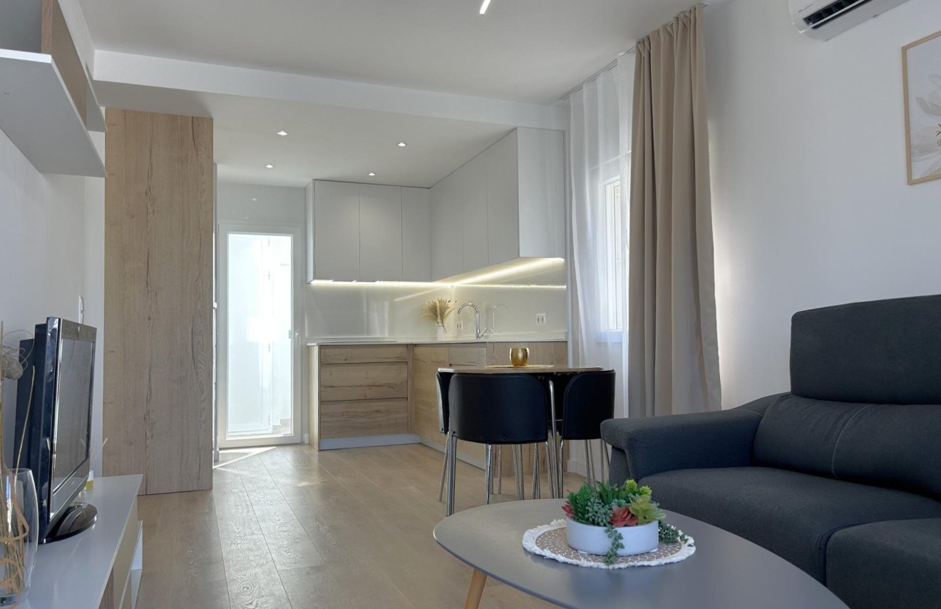 Reventa - Bungalow Planta Baja - Torrevieja - El chaparral