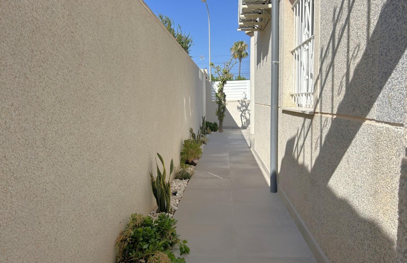 Reventa - Bungalow Planta Baja - Torrevieja - El chaparral
