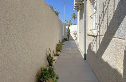 Reventa - Bungalow Planta Baja - Torrevieja - El chaparral