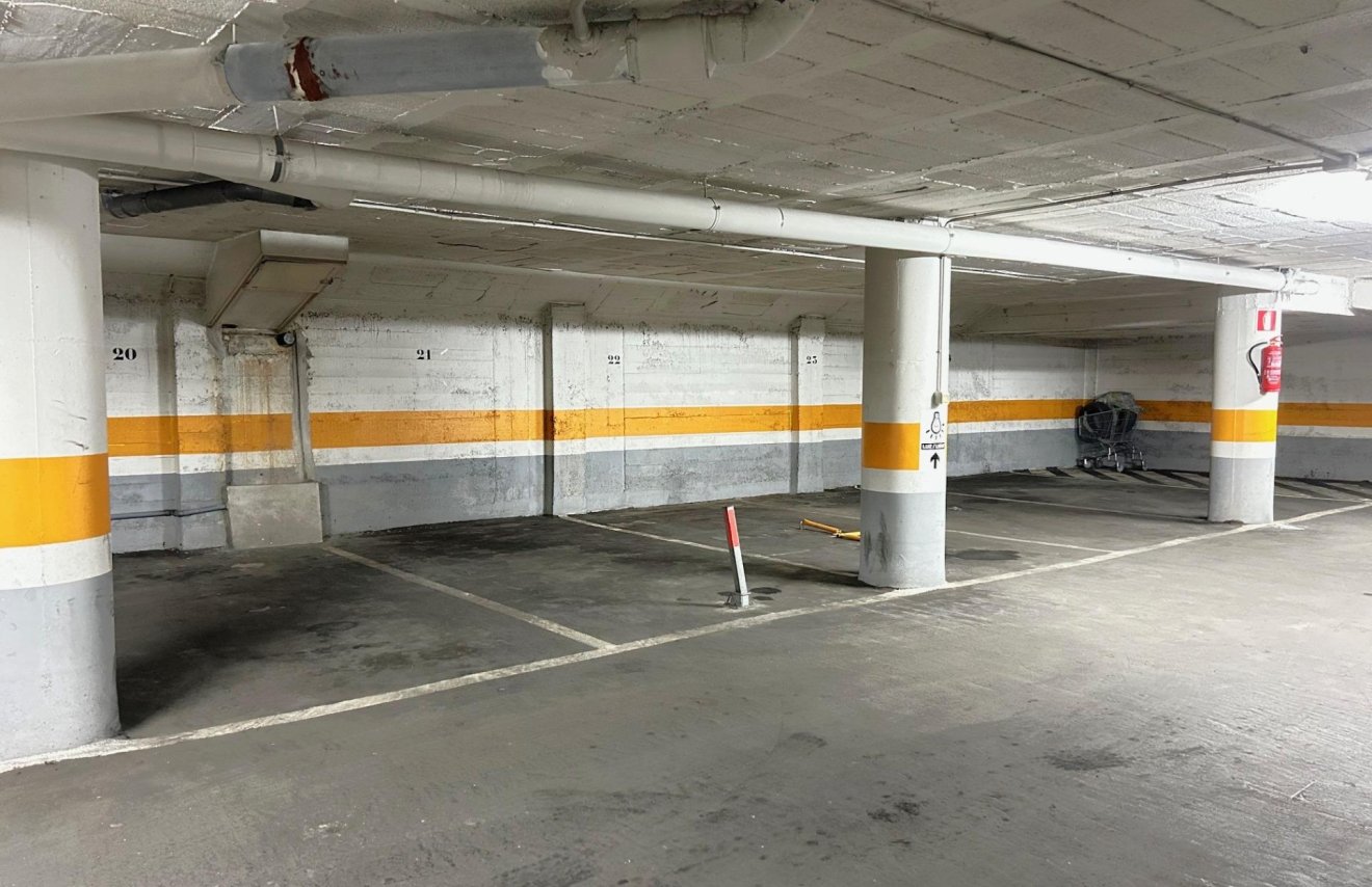 Revente - Parking - Torrevieja - Playa del Cura