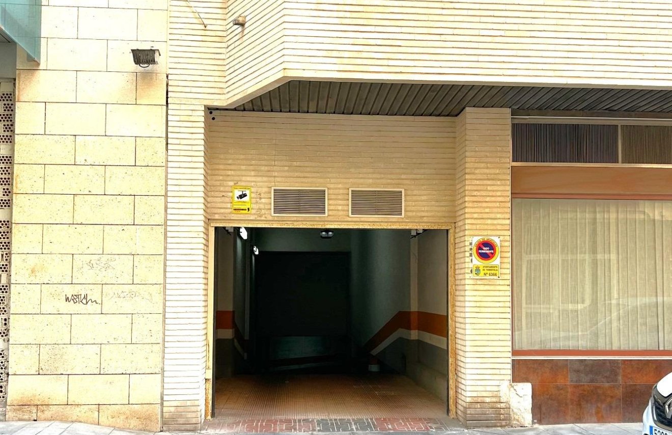 Revente - Parking - Torrevieja - Playa del Cura