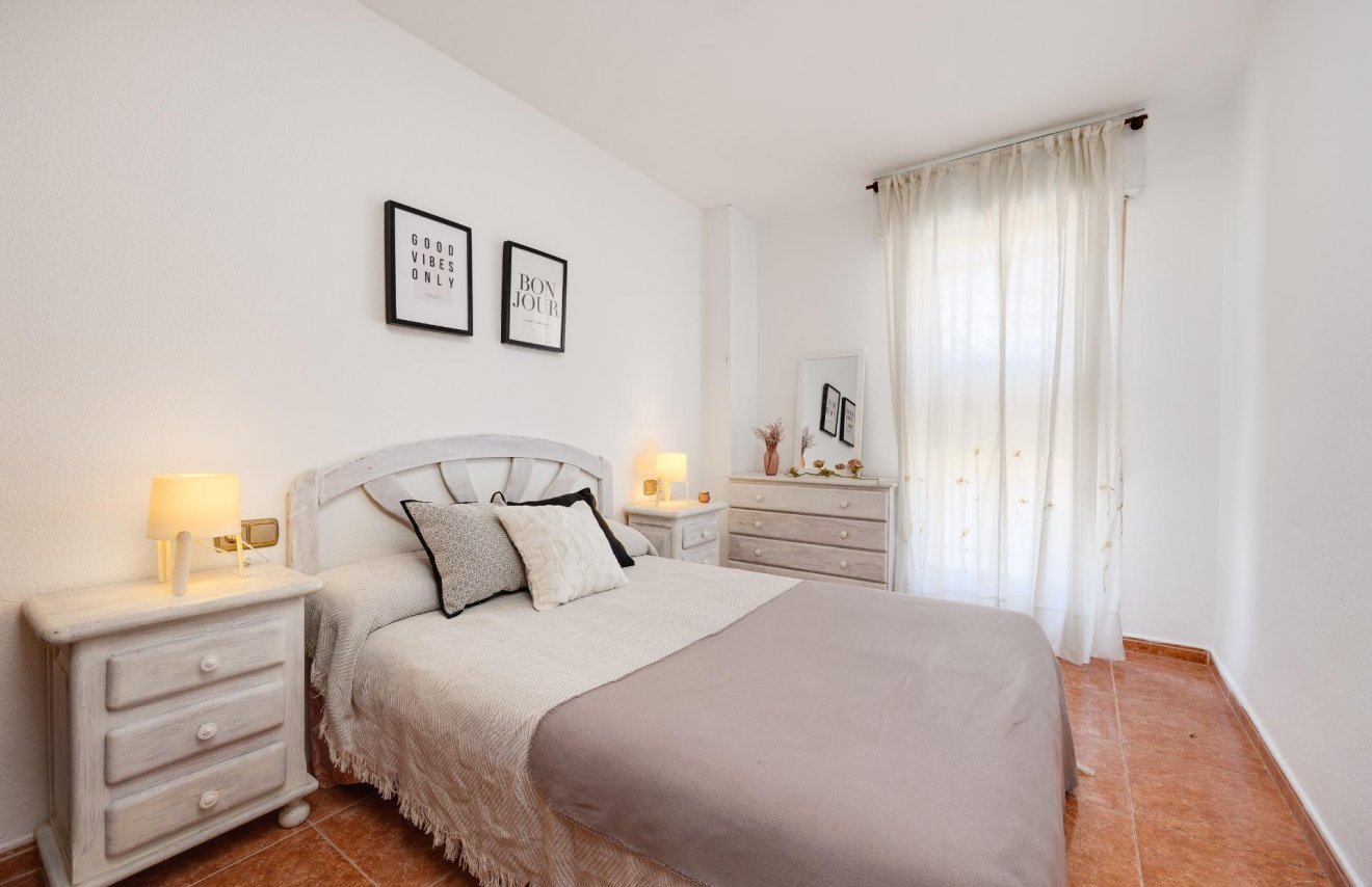 Revente - Apartamento - Torrevieja - Playa de los Naufragos