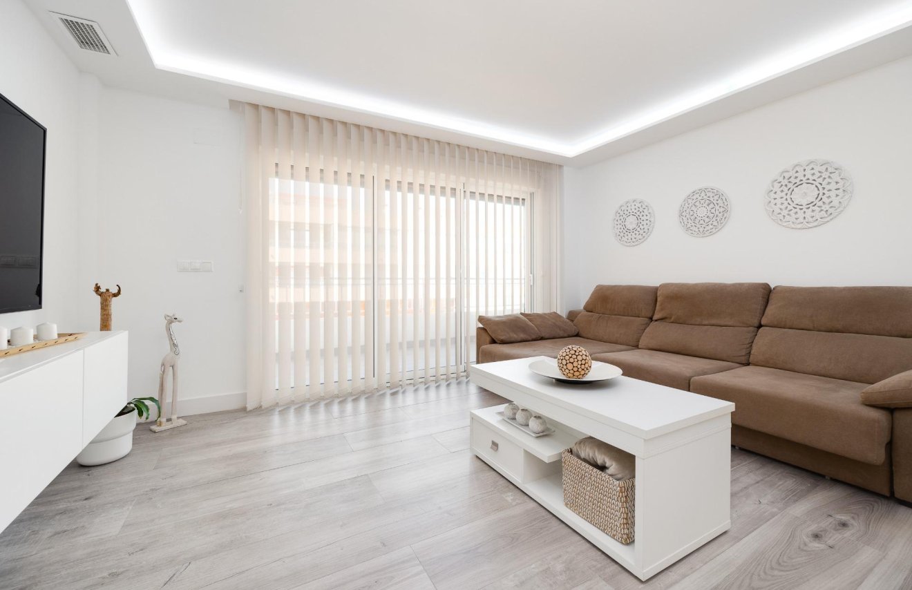 Revente - Apartamento - Torrevieja - Acequion