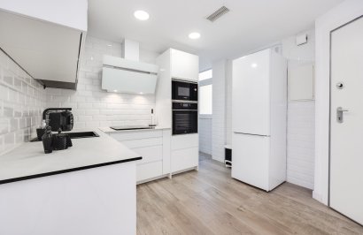 Revente - Apartamento - Torrevieja - Acequion