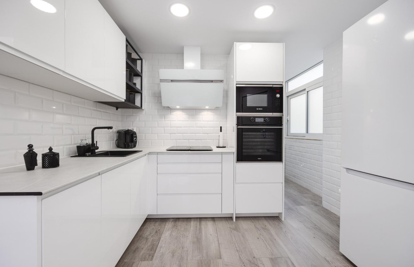 Revente - Apartamento - Torrevieja - Acequion