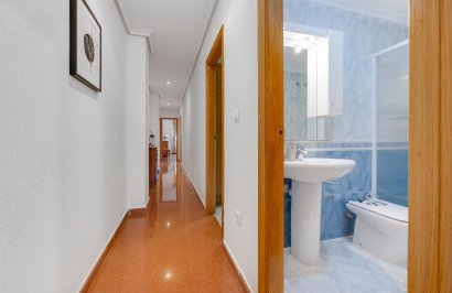 Revente - Attique - Torrevieja - Paseo maritimo