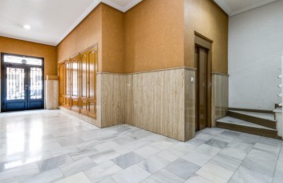 Revente - Attique - Torrevieja - Paseo maritimo