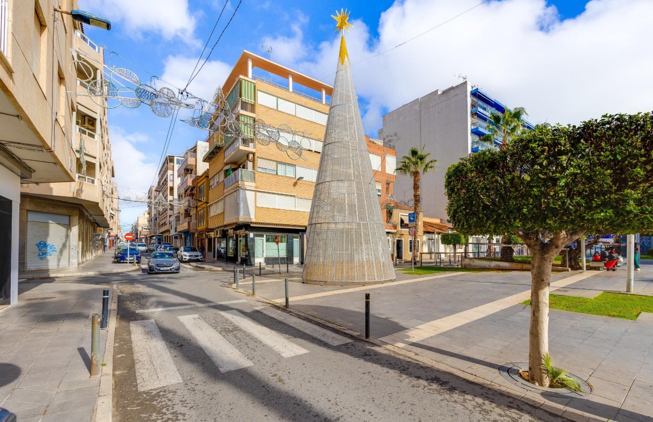 Revente - Attique - Torrevieja - Paseo maritimo