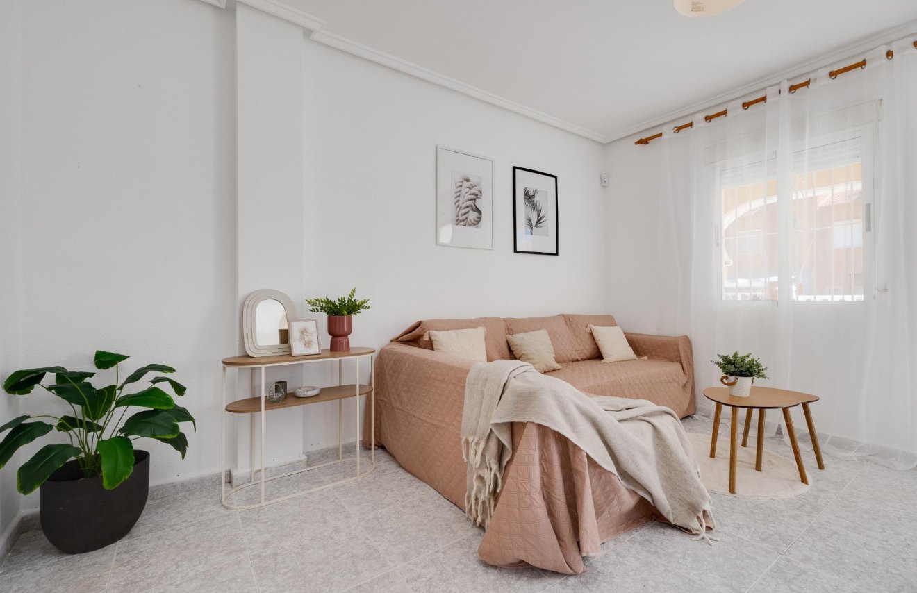 Reventa - Bungalow Planta Baja - Torrevieja - Los Frutales