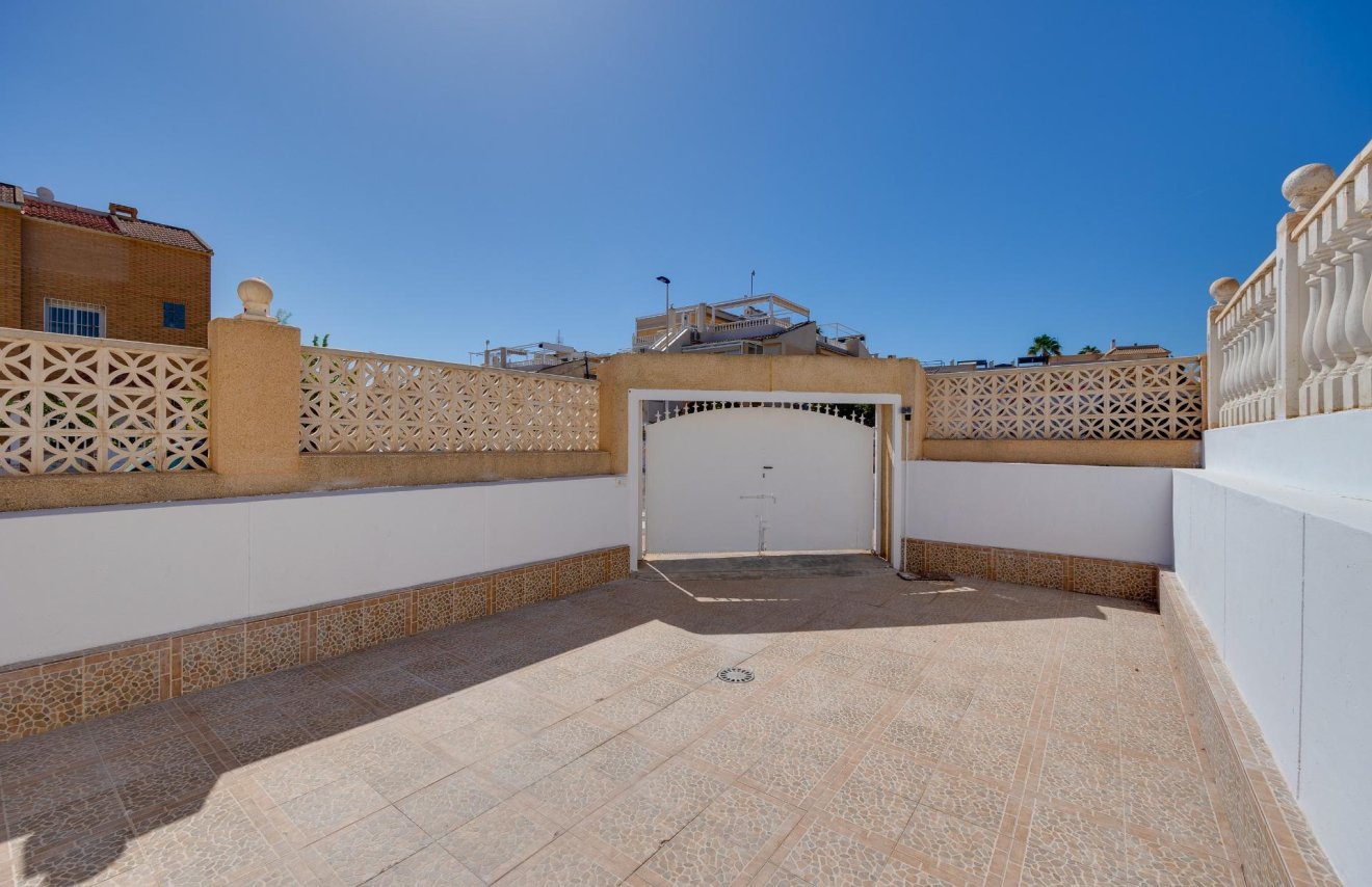 Reventa - Bungalow Planta Baja - Torrevieja - Los Frutales
