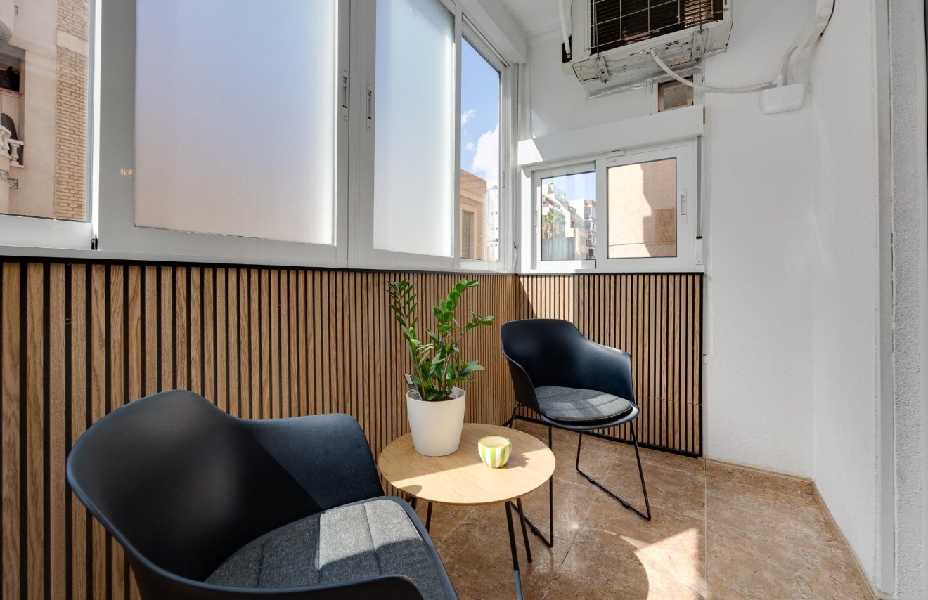 Revente - Apartamento - Torrevieja - Centro