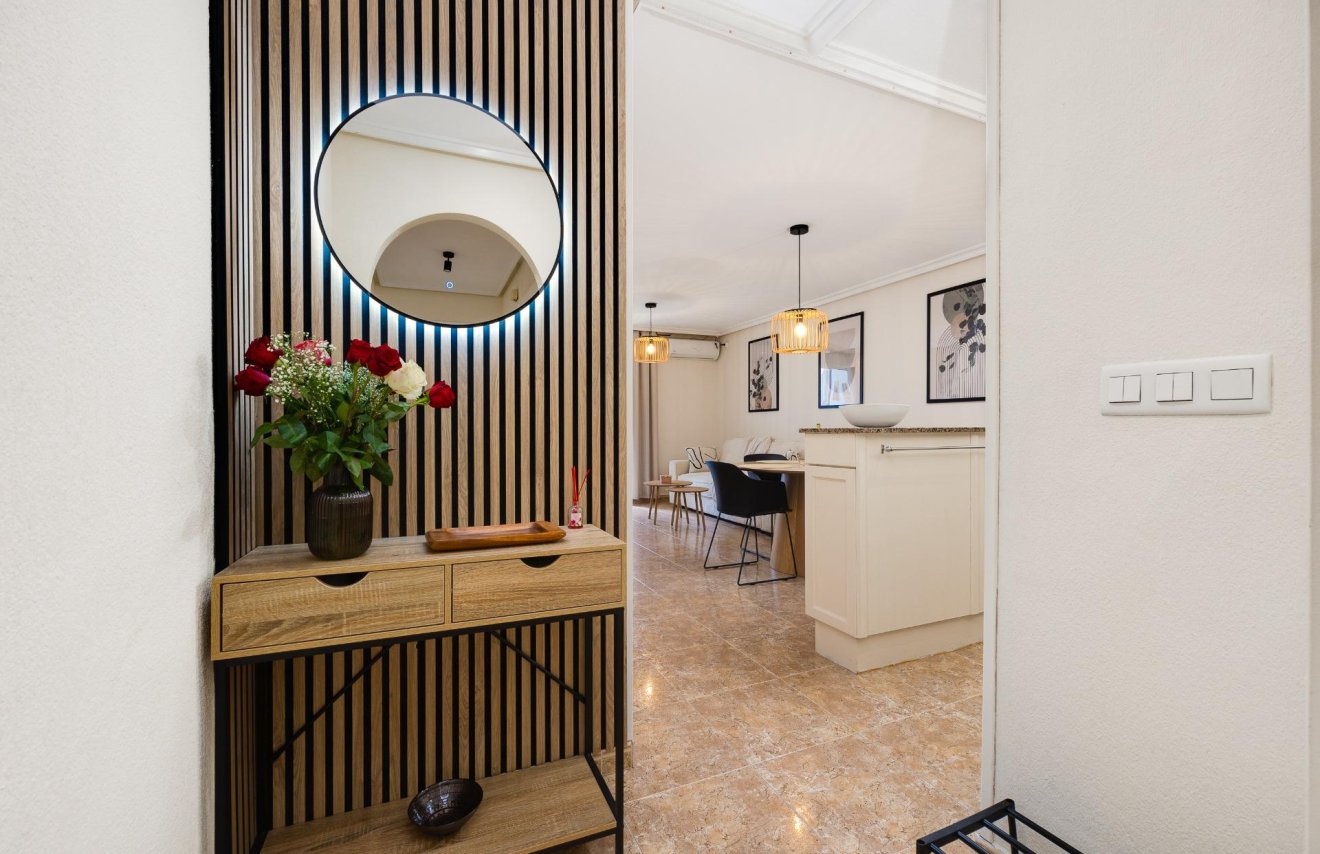 Revente - Apartamento - Torrevieja - Centro