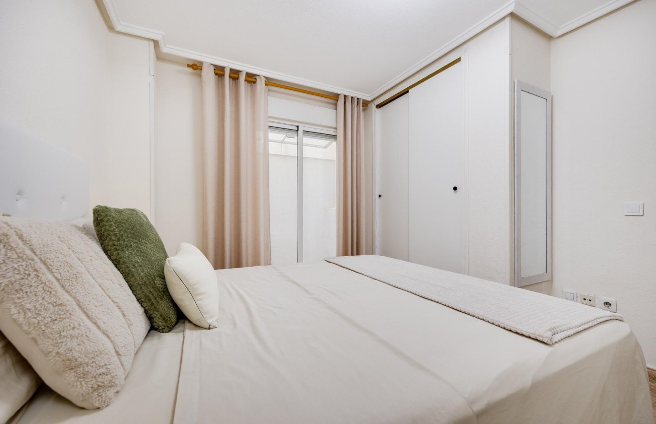 Revente - Apartamento - Torrevieja - Centro