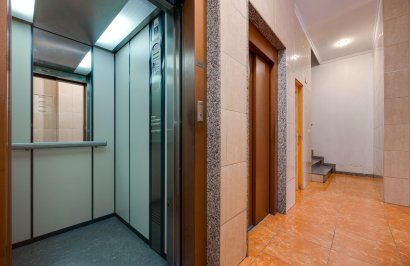 Revente - Apartamento - Torrevieja - Centro