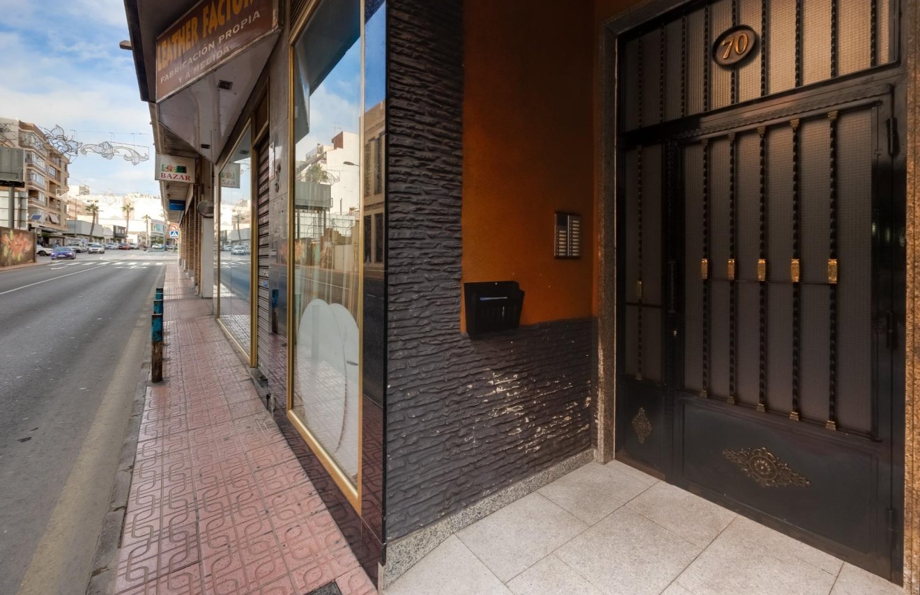 Revente - Apartamento - Torrevieja - Centro