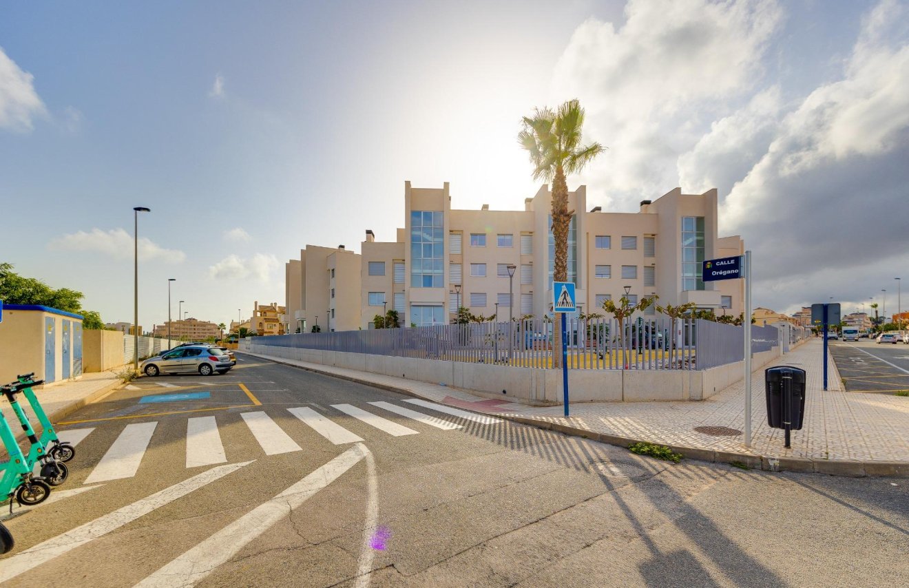 Revente - Apartamento - Orihuela Costa - Villamartín-Las Filipinas