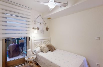 Resale - Apartamento - Torrevieja - Playa de los Locos