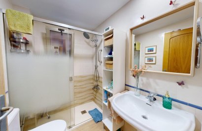 Resale - Apartamento - Torrevieja - Playa de los Locos