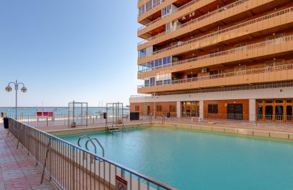 Resale - Apartamento - Torrevieja - Acequion