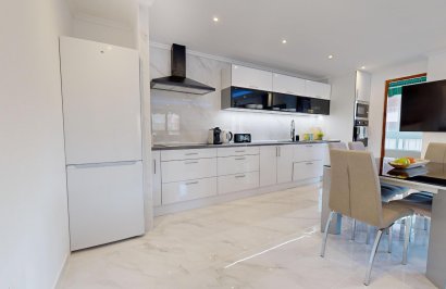 Resale - Apartamento - Torrevieja - Acequion