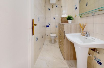 Resale - Apartamento - Torrevieja - Acequion