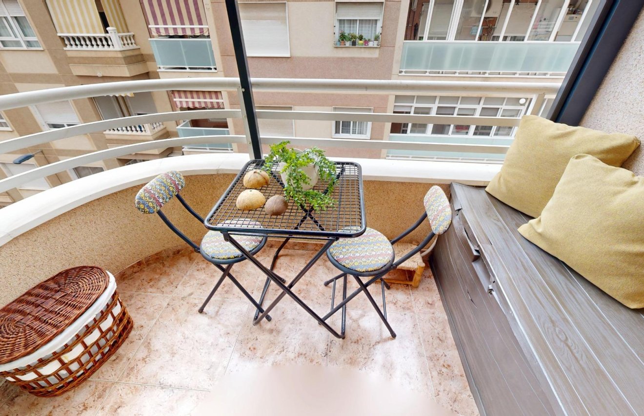 Revente - Apartamento - Torrevieja - Estacion de autobuses