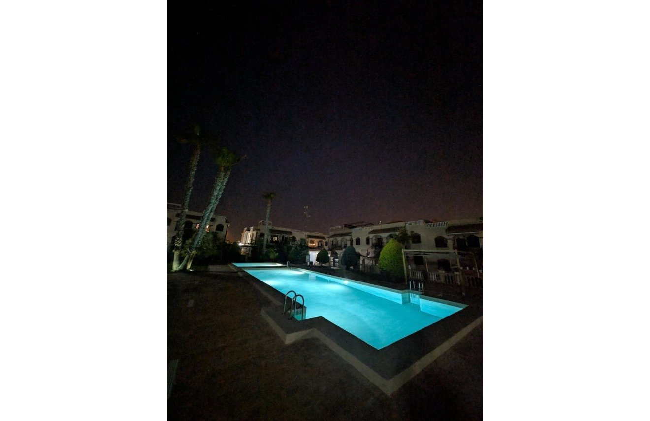 Revente - Bungalow - Torrevieja - Aguas nuevas 1