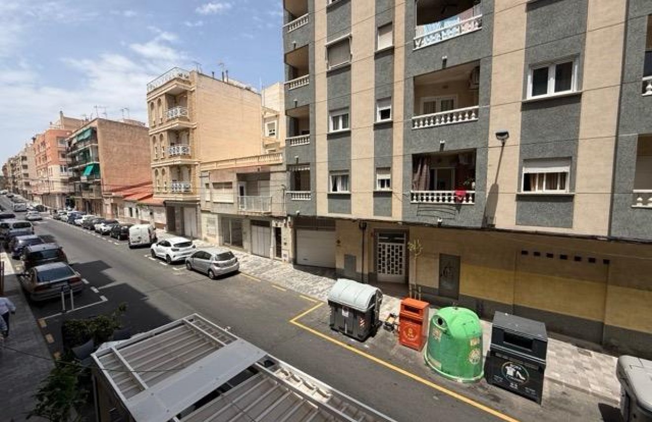 Reventa - Apartamento - Torrevieja - Playa del Cura