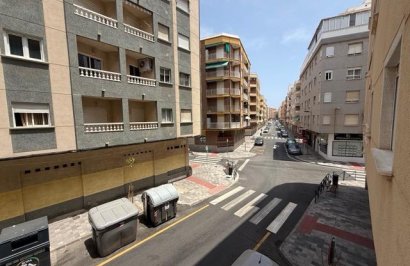 Reventa - Apartamento - Torrevieja - Playa del Cura