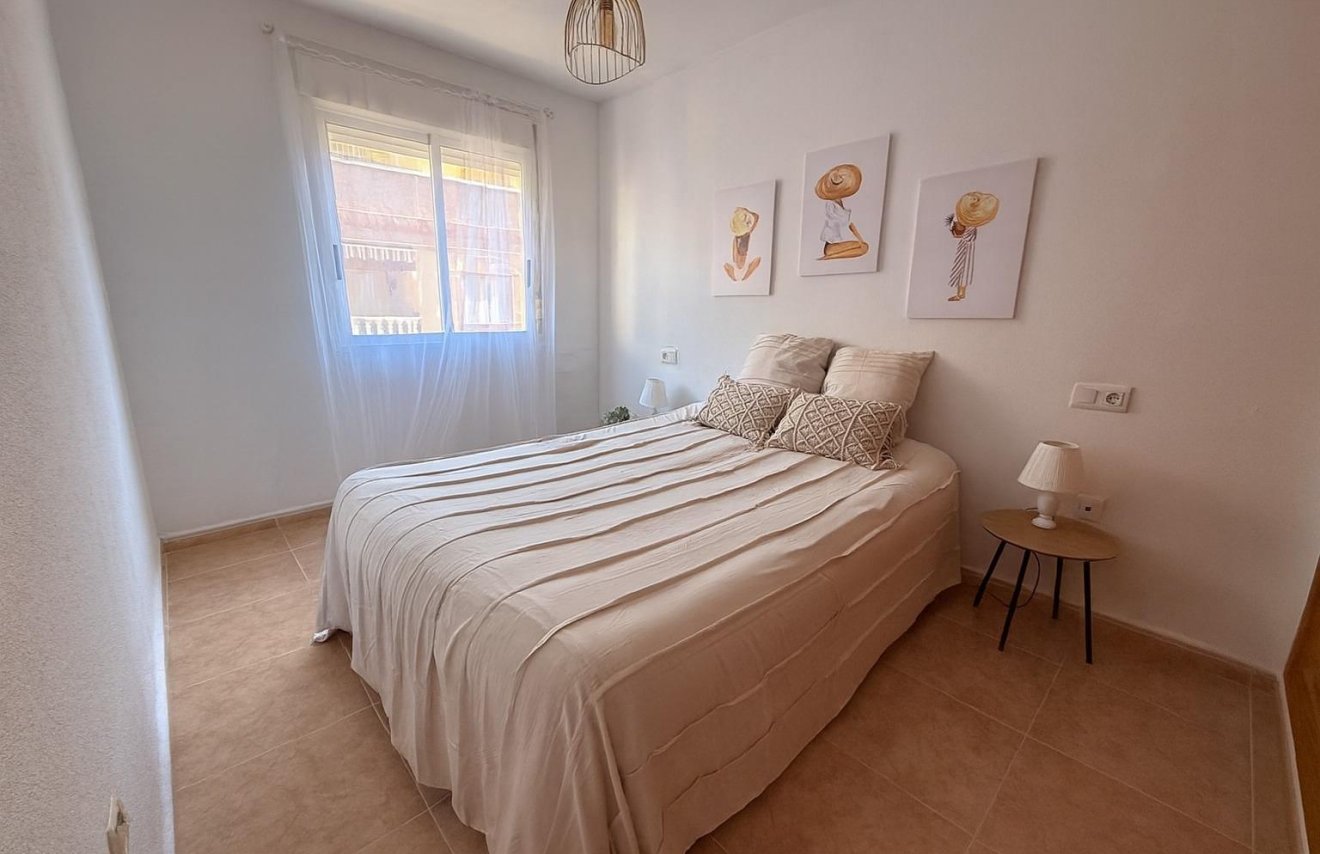 Revente - Apartamento - Torrevieja - Parque de las Naciones