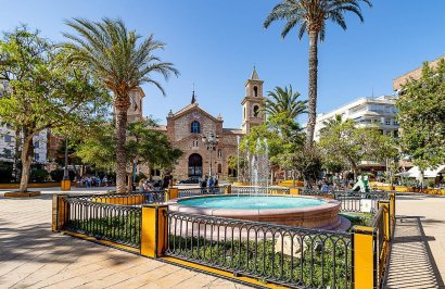 Revente - Apartamento - Torrevieja - Parque de las Naciones