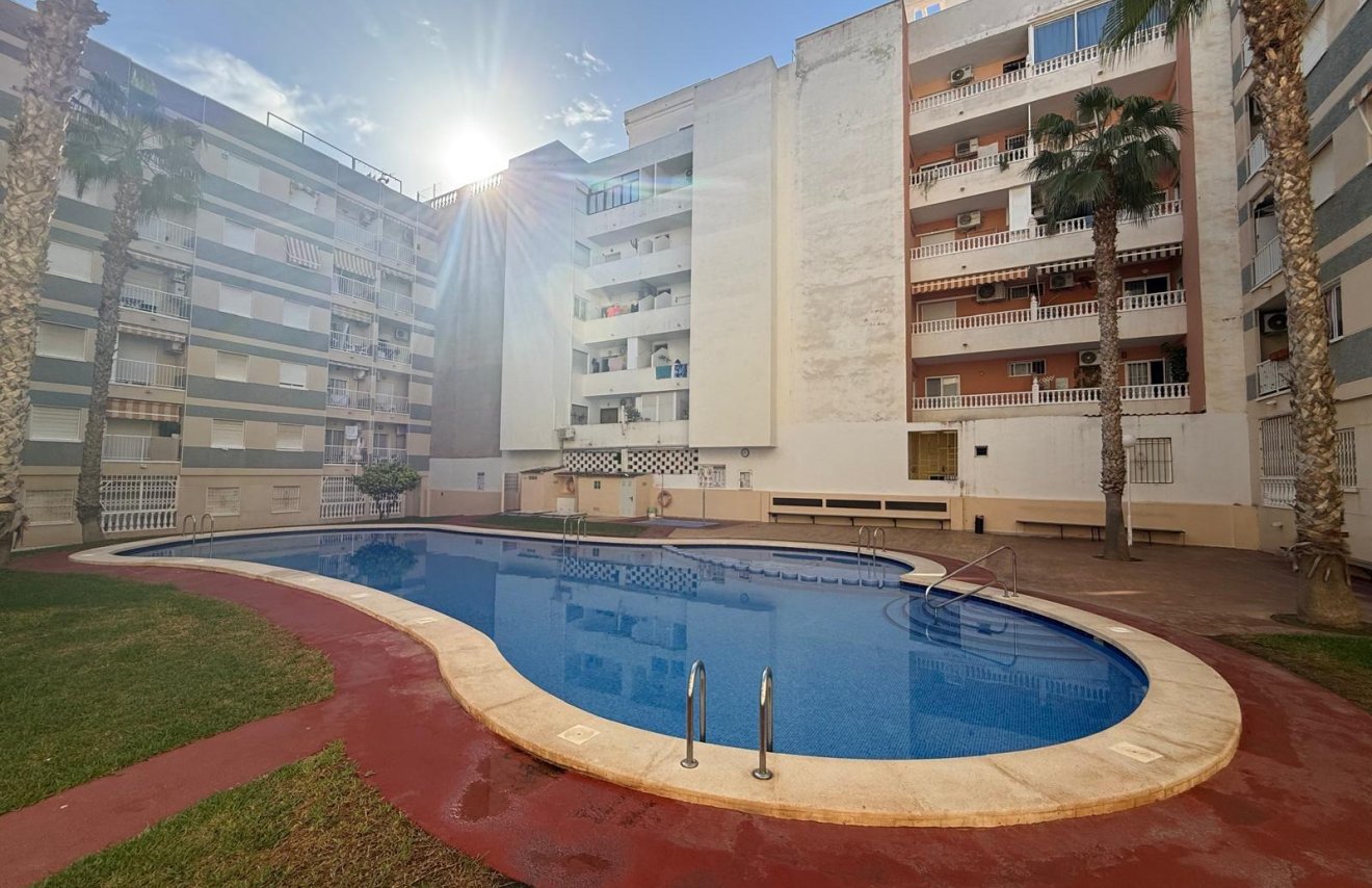 Revente - Apartamento - Torrevieja - Habaneras