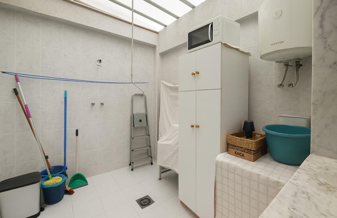 Revente - Planta baja - Torrevieja - Acequion