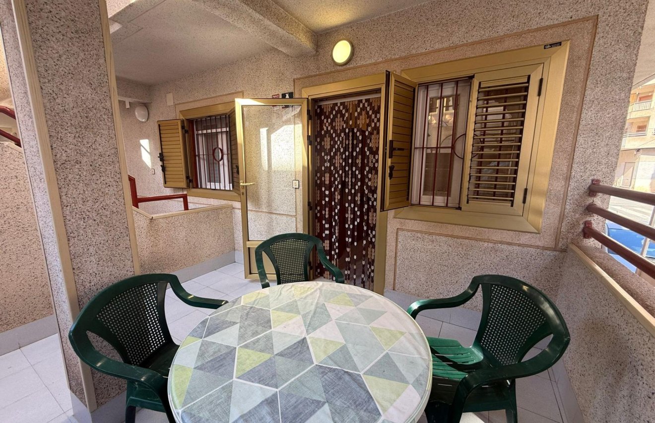 Revente - Planta baja - Torrevieja - Acequion