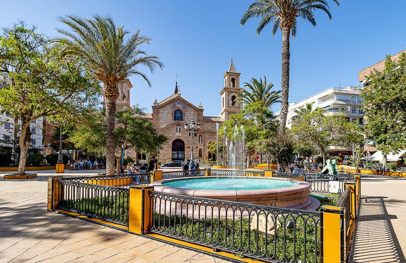 Revente - Planta baja - Torrevieja - Acequion