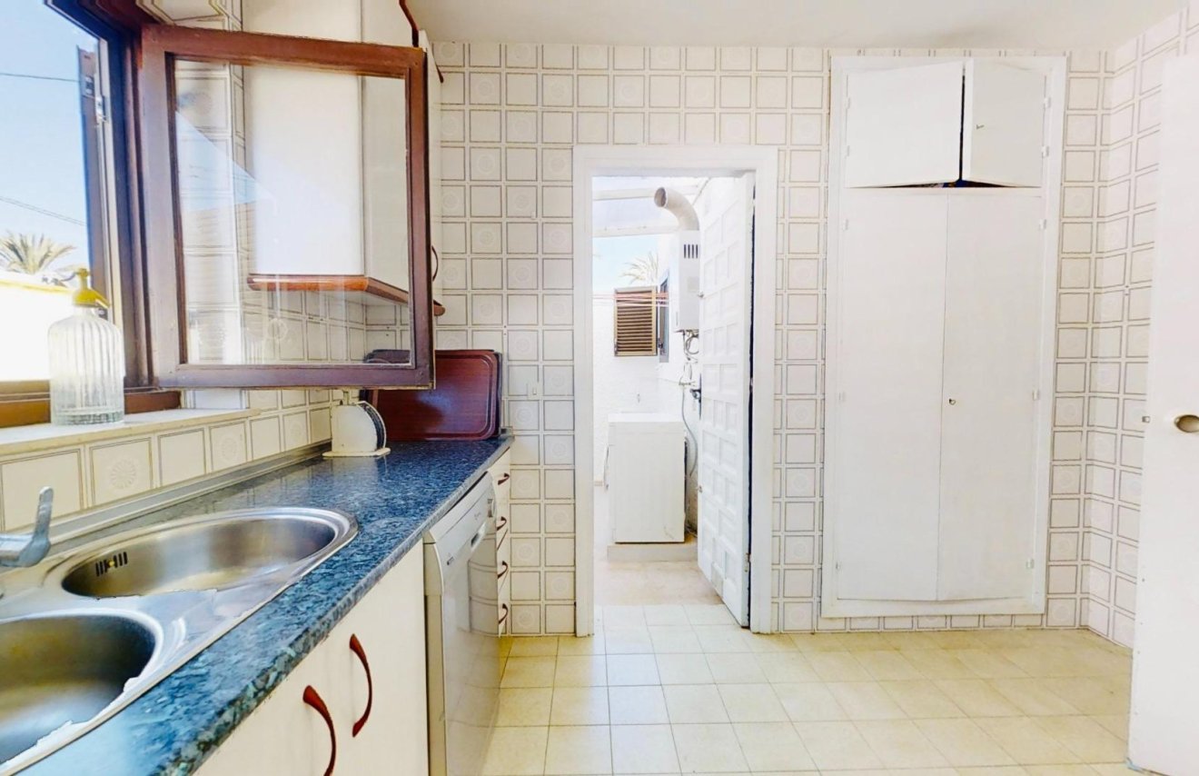 Resale - Villa - Cabo Roig - Costa blanca