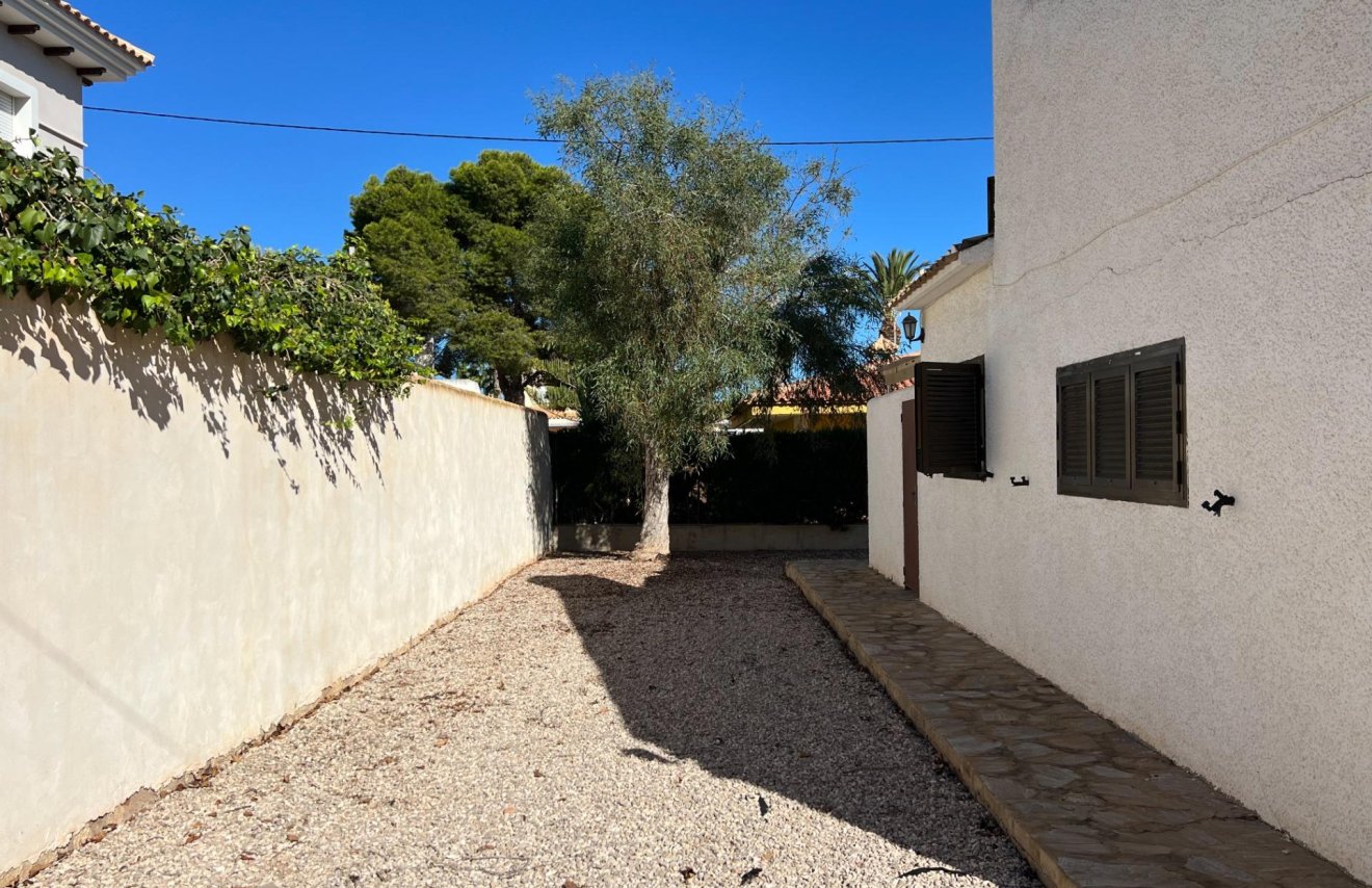 Resale - Villa - Cabo Roig - Costa blanca